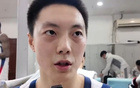 胜同曦更衣室采访！焦泊乔胡明轩亲承逐渐提状态，前者仍在找不足