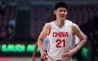 不是胡金秋！不是廖三宁！杨鸣盛赞中国男篮1人，是他改变了局势