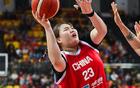 轰17+7！中国女篮25岁2米01中锋闪耀：宫鲁鸣留下女版奥尼尔吗？