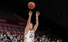 轰26+7进四强！中国女篮33岁1米91王牌前锋真稳：宫鲁鸣该带她？