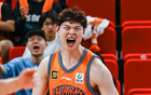 联赛第一！上海大胜山东豪取8连胜 王哲林17+8李添荣21分
